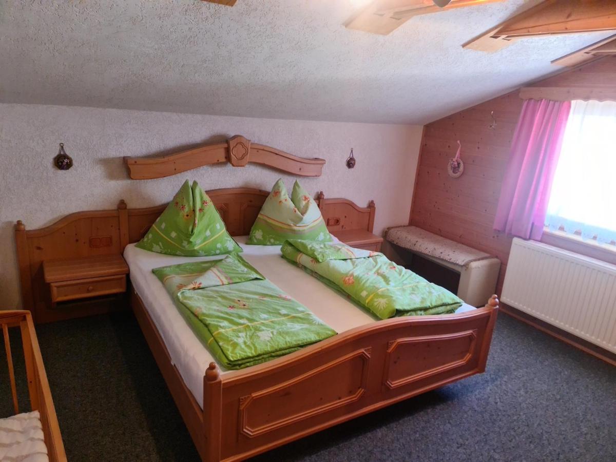 Schoene Ferienwohnung Im Naturpark Grebenzen Sankt Lambrecht Bagian luar foto