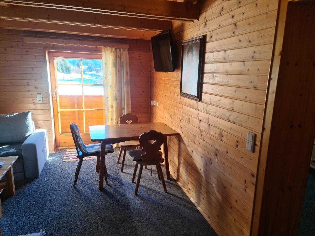 Schoene Ferienwohnung Im Naturpark Grebenzen Sankt Lambrecht Bagian luar foto